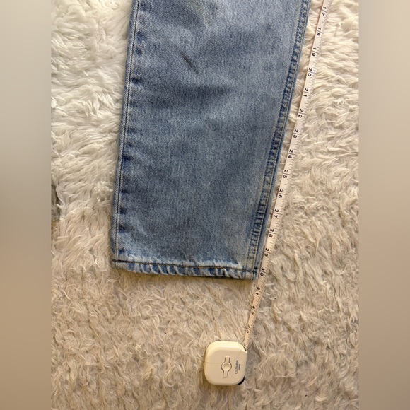 90s Vintage Levi’s 501 Light Wash Jeans - Picture 14 of 14